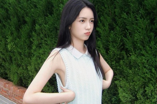 韩国46岁女星颜值回春如少女被指整容后回应